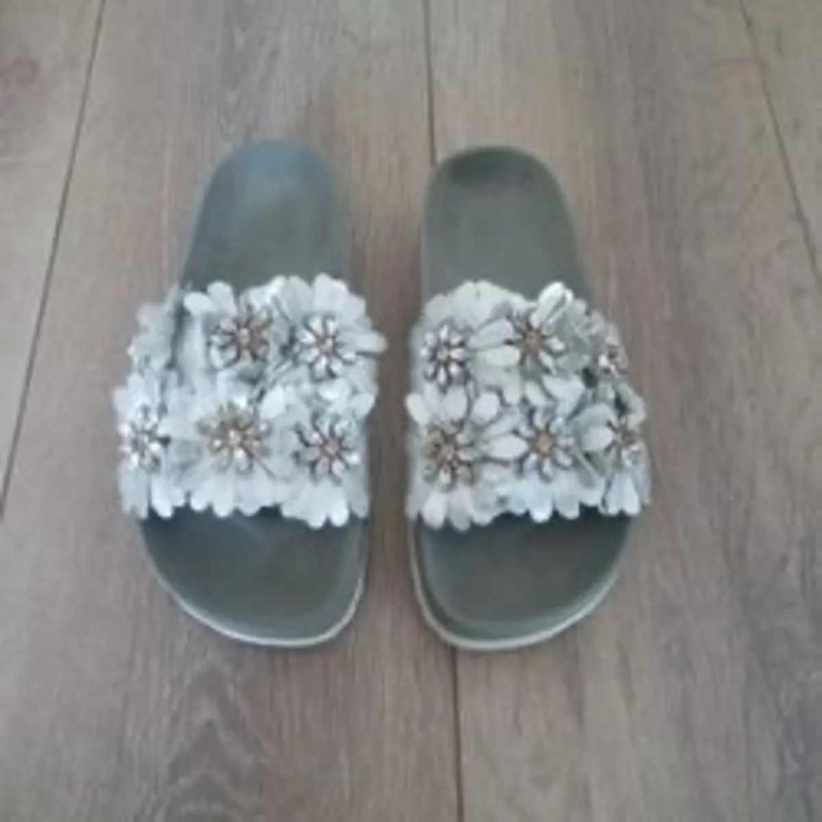 Ladies Sliders - Image 1