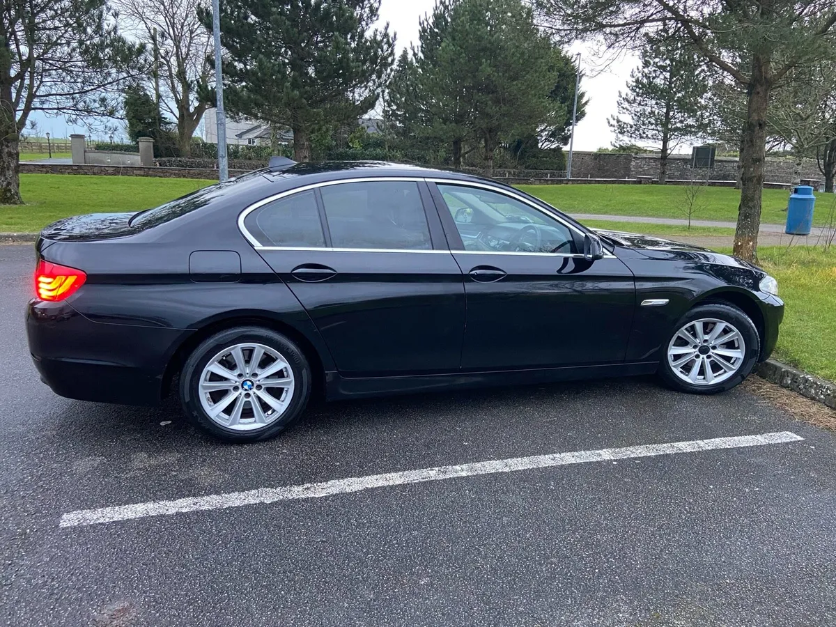 BMW 5 series automatic low mileage - Image 3