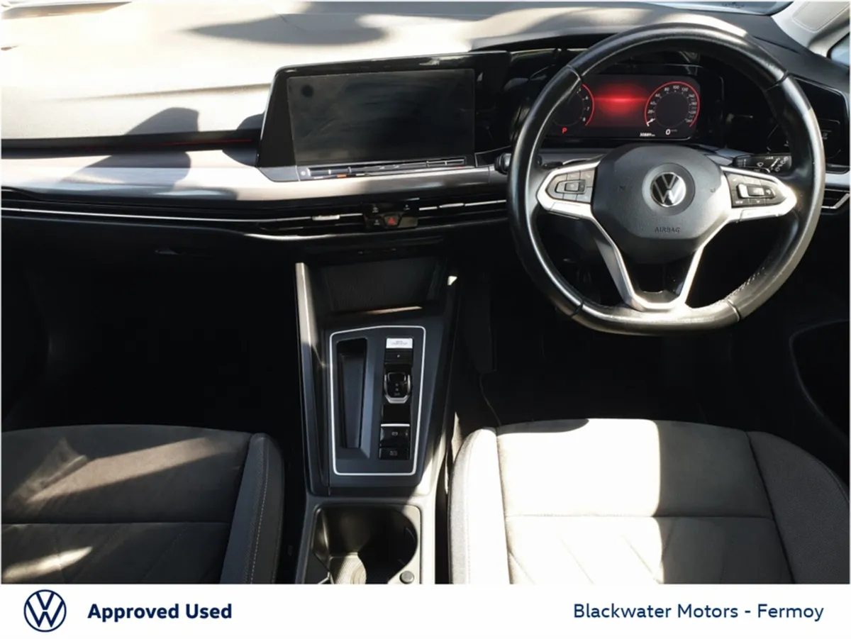 Volkswagen Golf GOLF 1.5TSI 130BHP 5DR STYLE MILD - Image 3