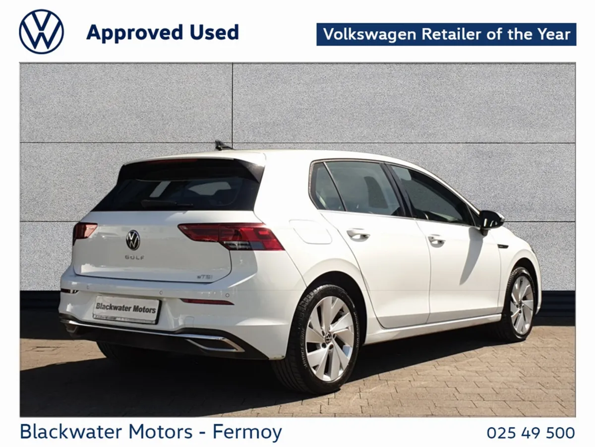 Volkswagen Golf GOLF 1.5TSI 130BHP 5DR STYLE MILD - Image 4