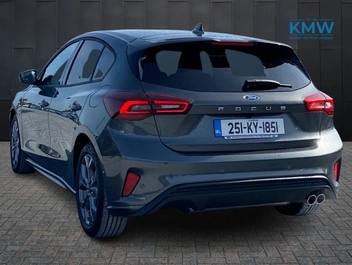 Ford Focus St-line Automatic 155 Bhp... Zero Mile - Image 4