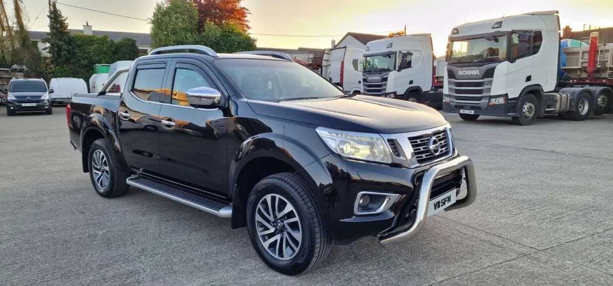 2018 Navara Tekna - Image 2