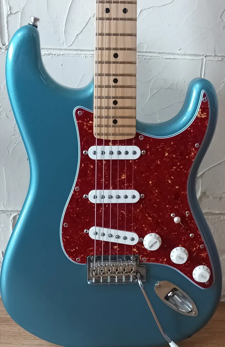Fender Strat 2024 - Image 1