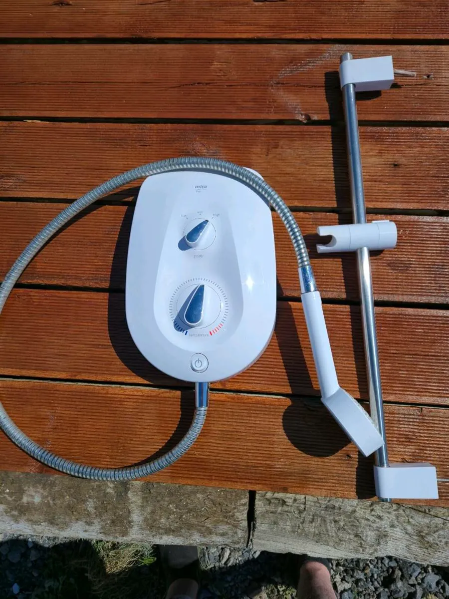 Mira Vie electric shower - Image 2