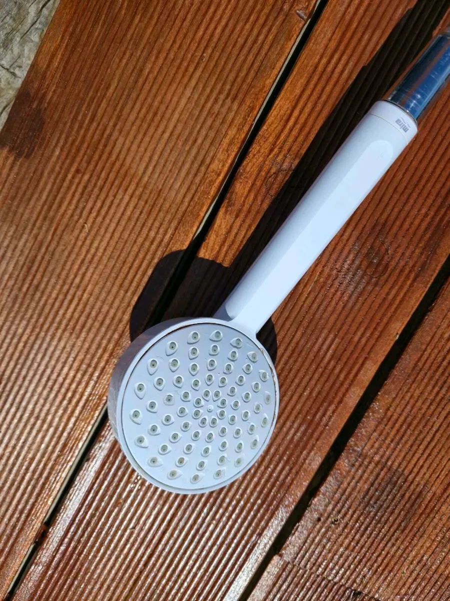 Mira Vie electric shower - Image 3