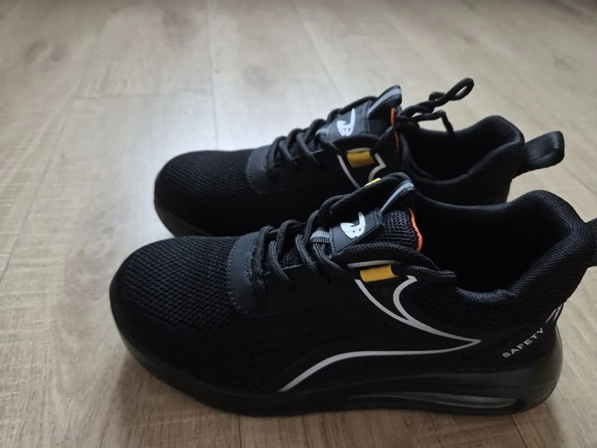 Unisex safety shoes - Image 1