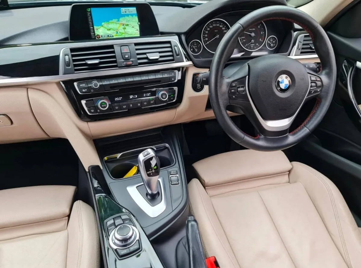 BMW 3-Series 2016 - Image 2