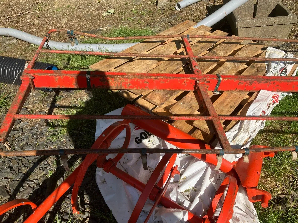 Mower cover - Image 1