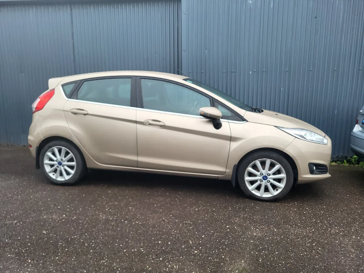 Ford Fiesta 2016 Titanium 1.25 - Image 2