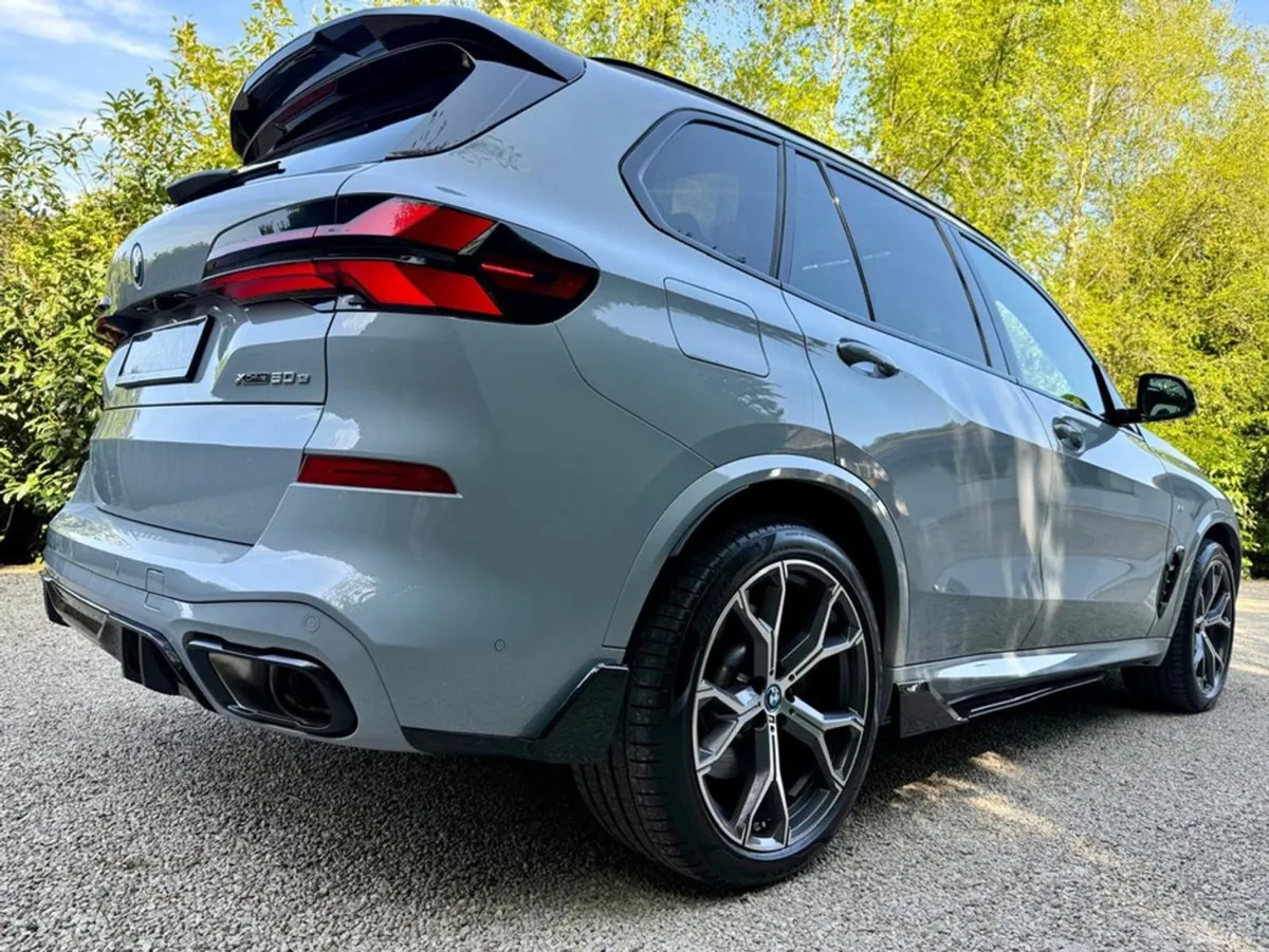 BMW X5 50E M Sport  pro Pack.sky Lounge - Image 3