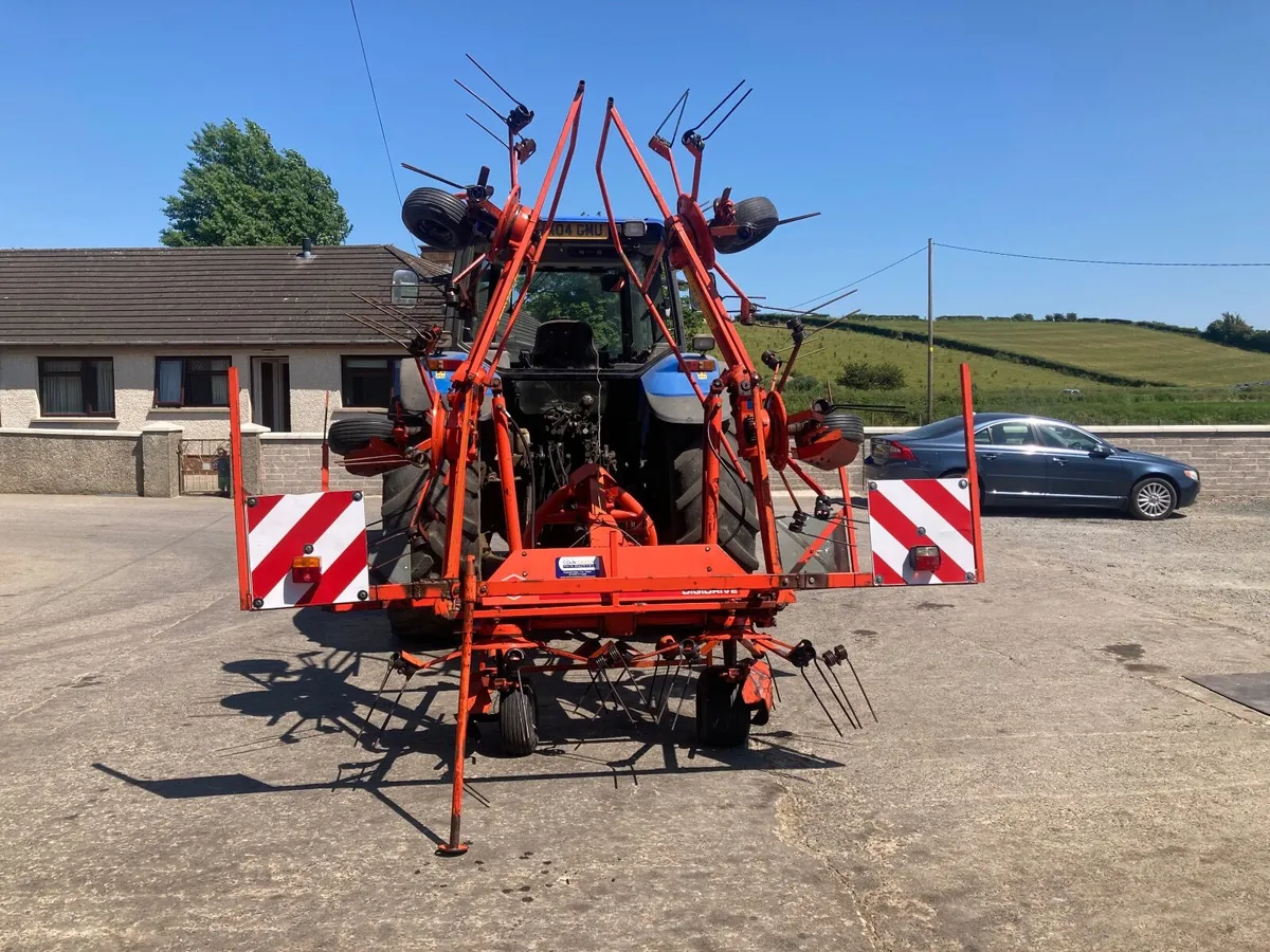 Farm machinery - Image 2