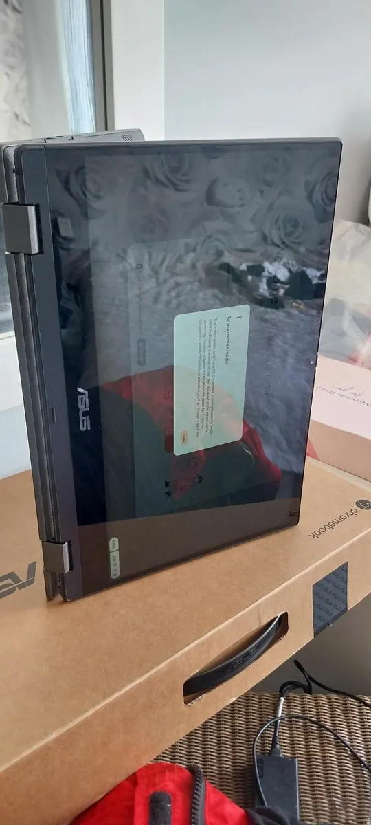 ASUS Chromebook brand new - Image 3