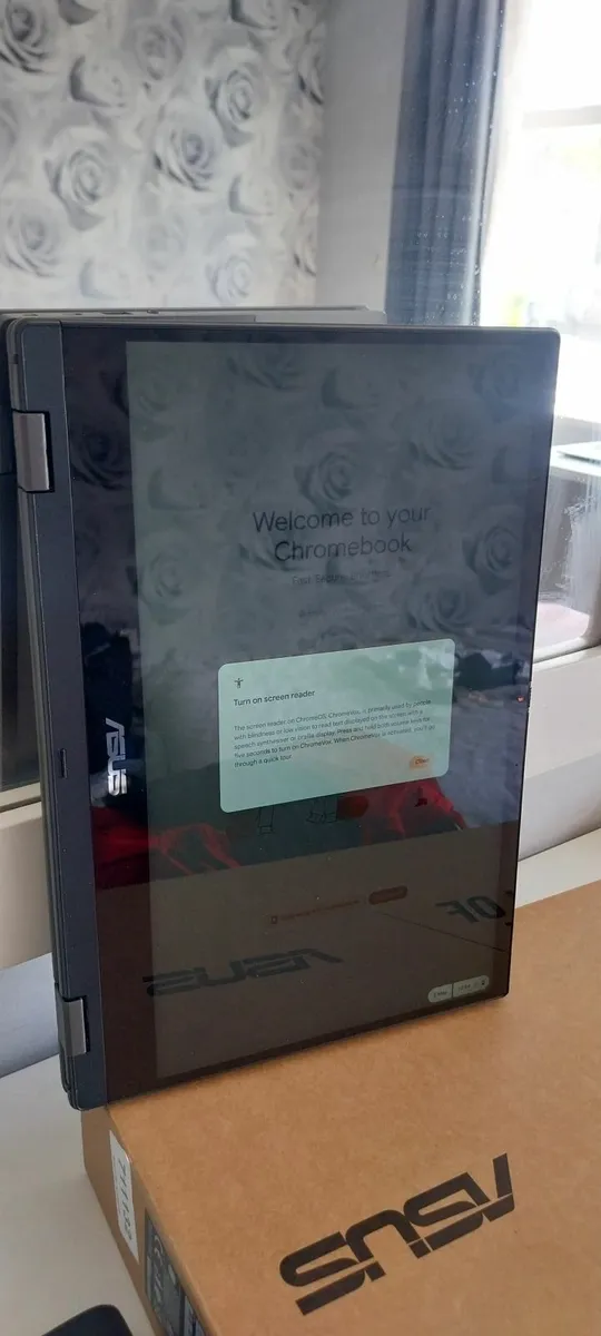 ASUS Chromebook brand new - Image 4