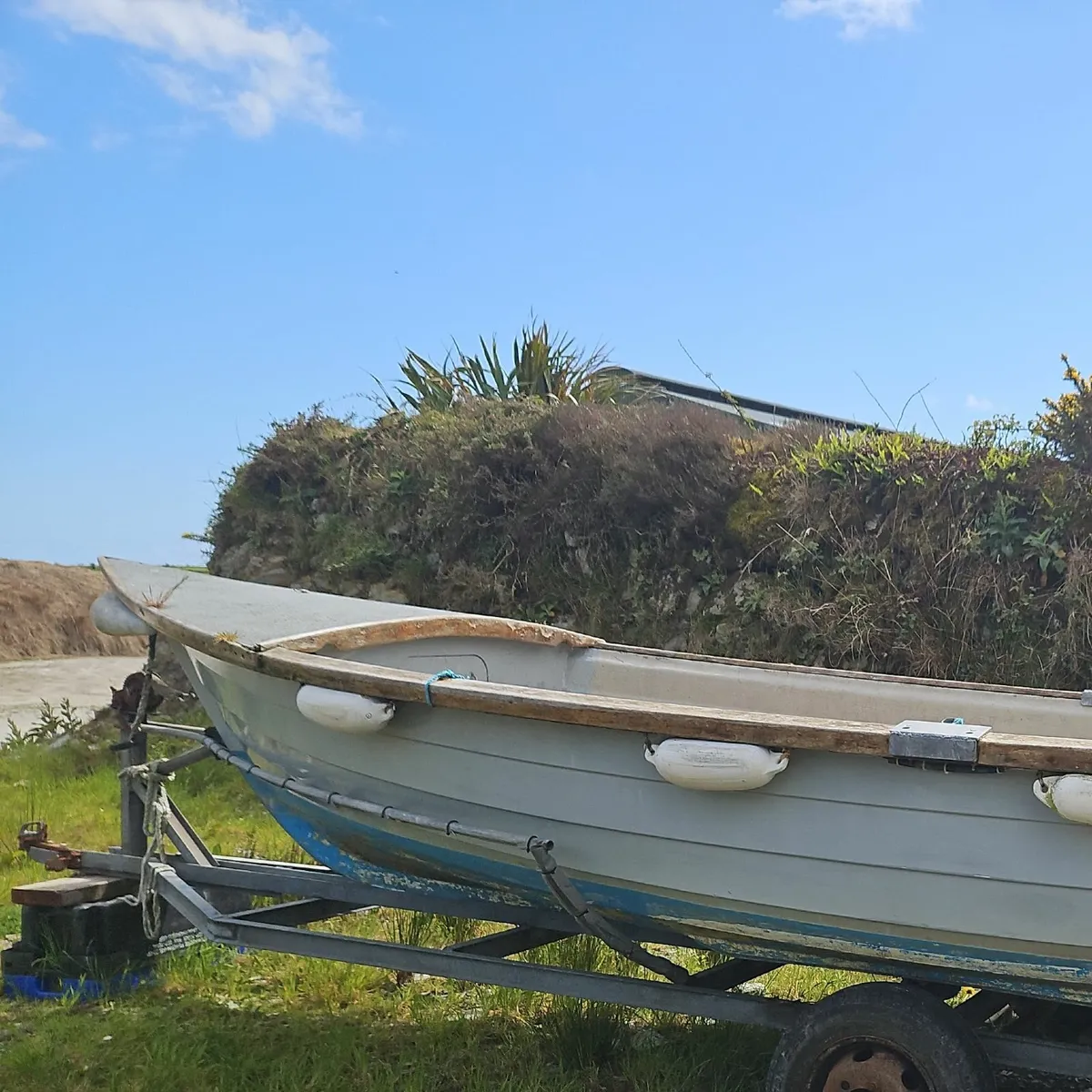 19 Ft Boat - Image 3