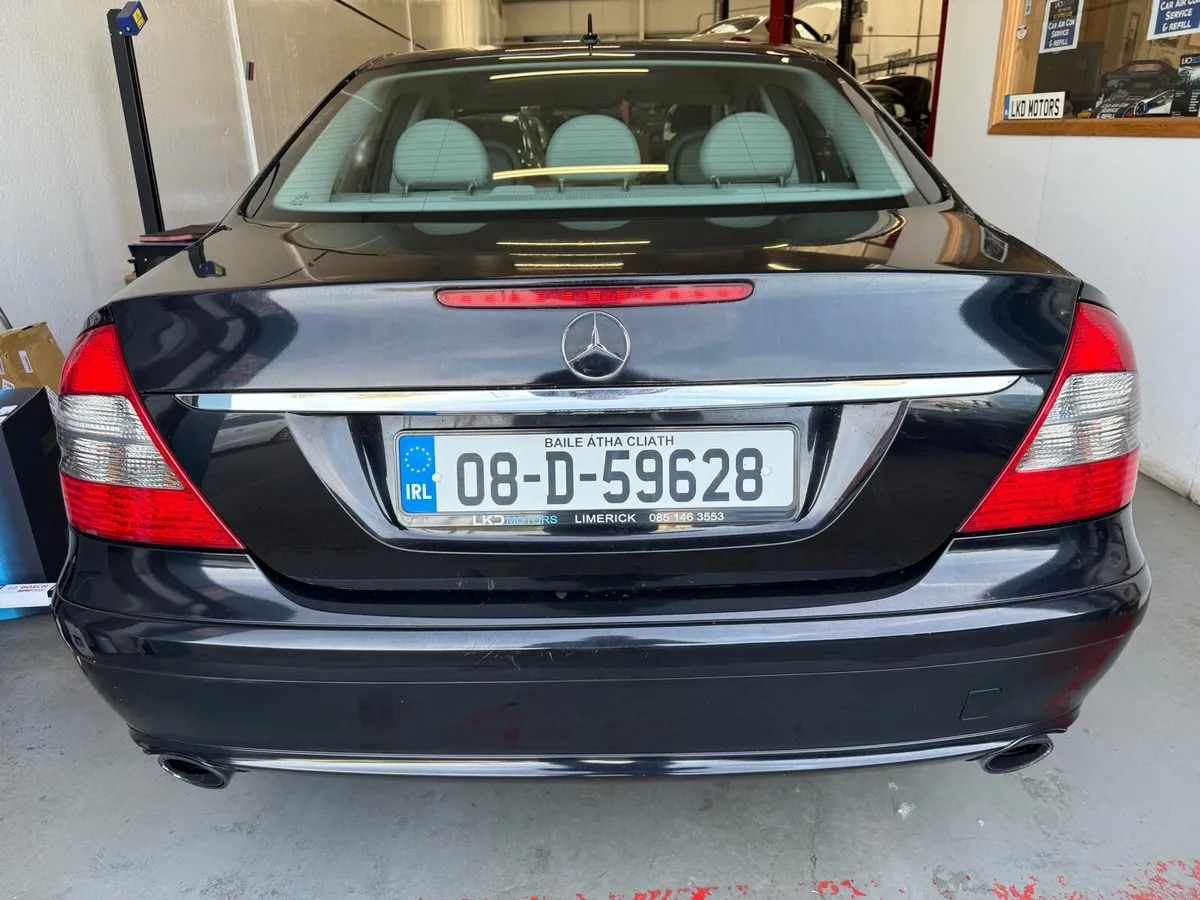 Mercedes Benz E280 2008 - Image 4