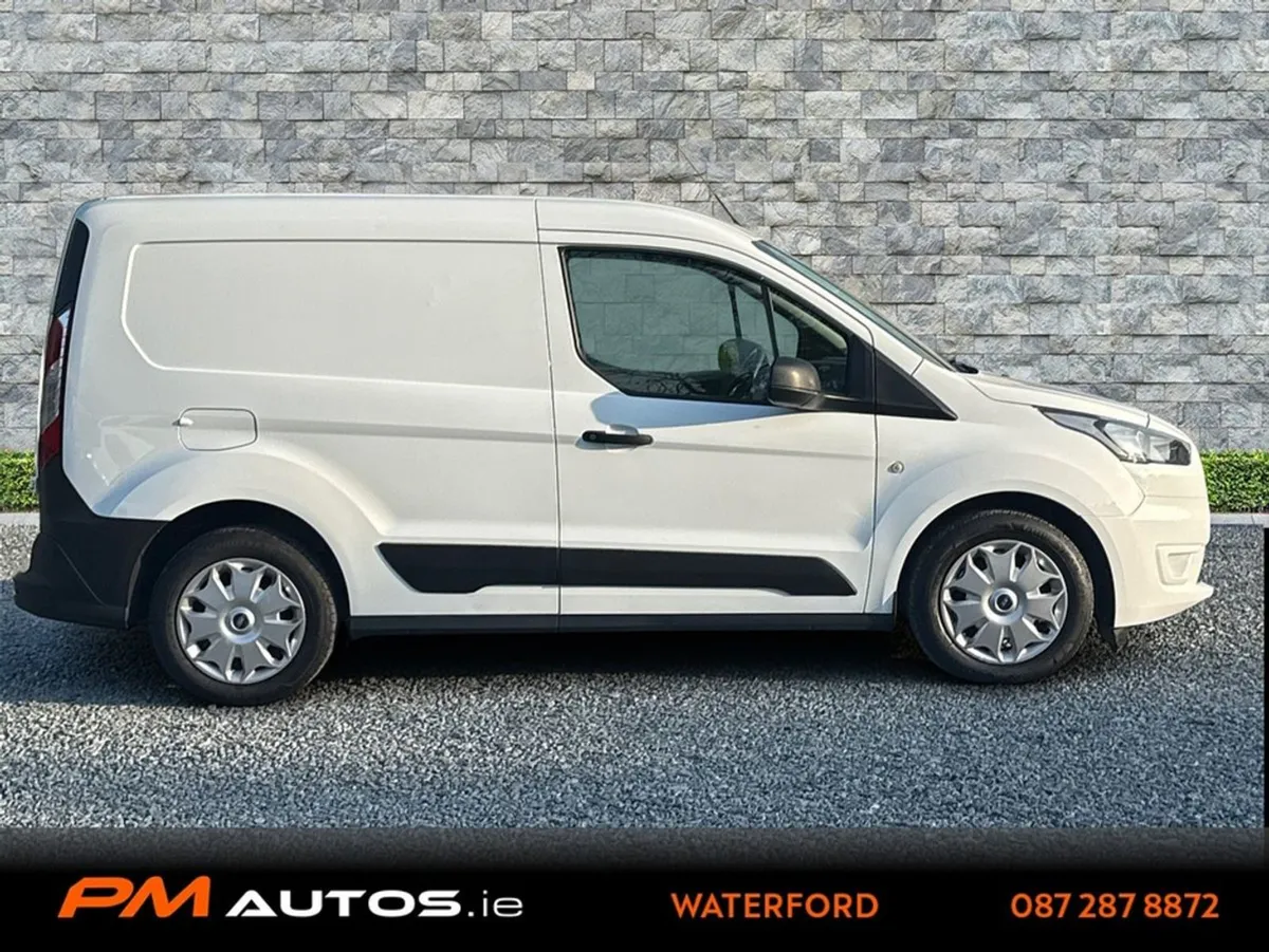 Ford Transit Connect Base SWB 1.5 75ps M6 3 Seat - Image 3