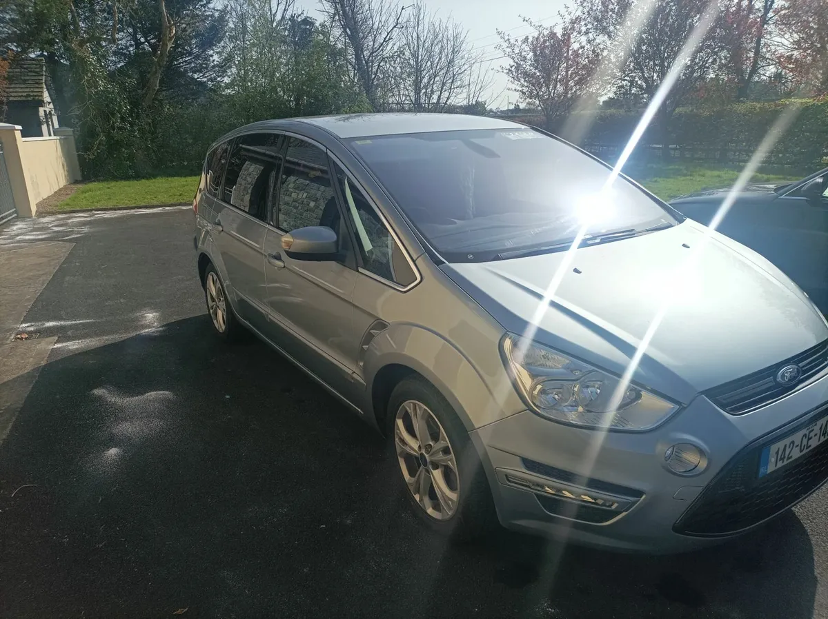 142 Ford S-Max nice clean car with low mileage - Image 3