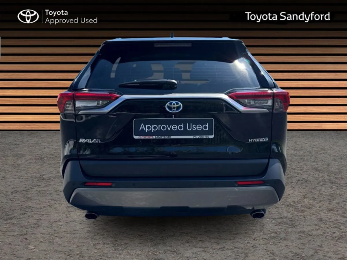 Toyota Rav4 Hybrid Low Mileage Auto // Rear Camer - Image 4