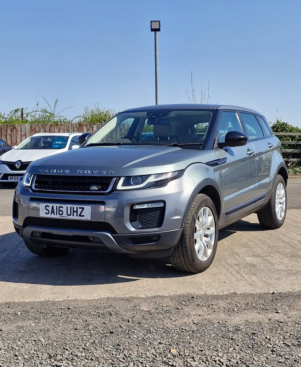 2016 Land Rover Range Rover Evoque Auto - Image 4