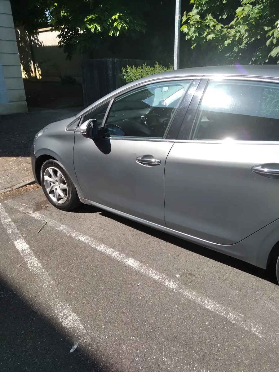 Matte Grey Peugeot 208 2016 - no offers - Image 3