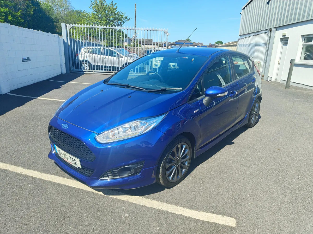 Ford Fiesta 1.0T ST-Line - Image 3