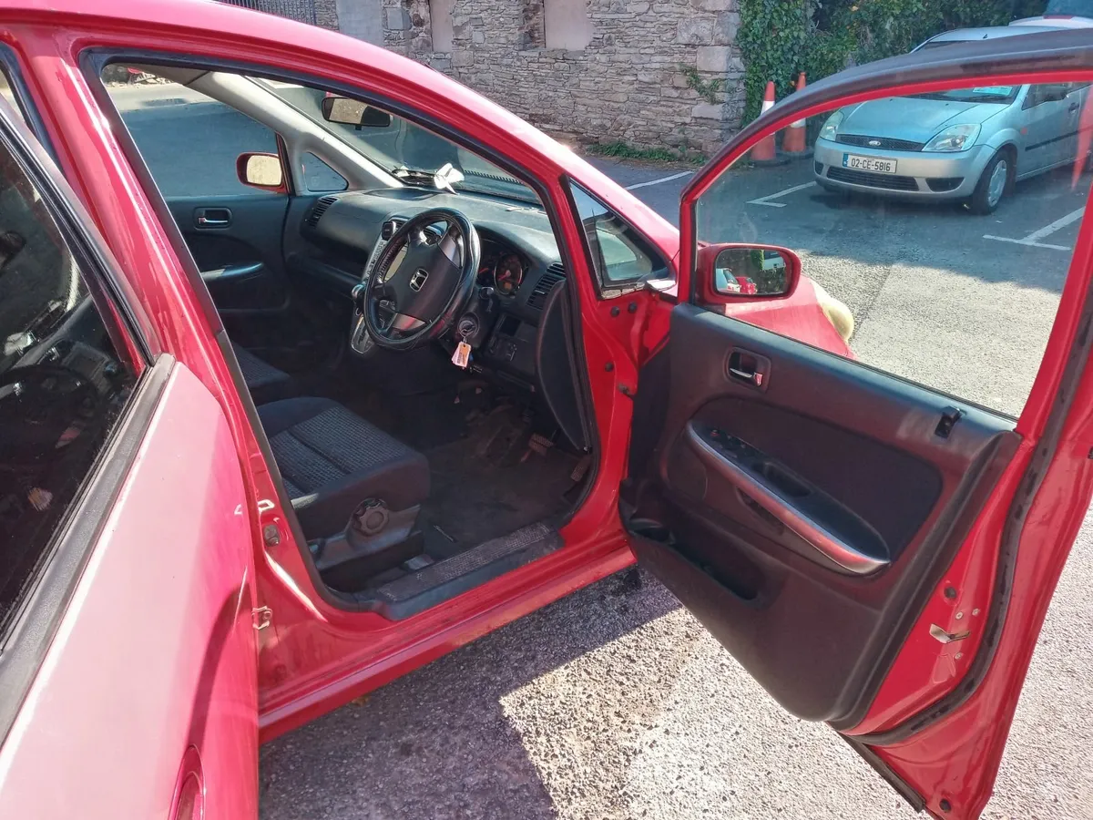 Honda Stream 2004 Automatic - Image 3