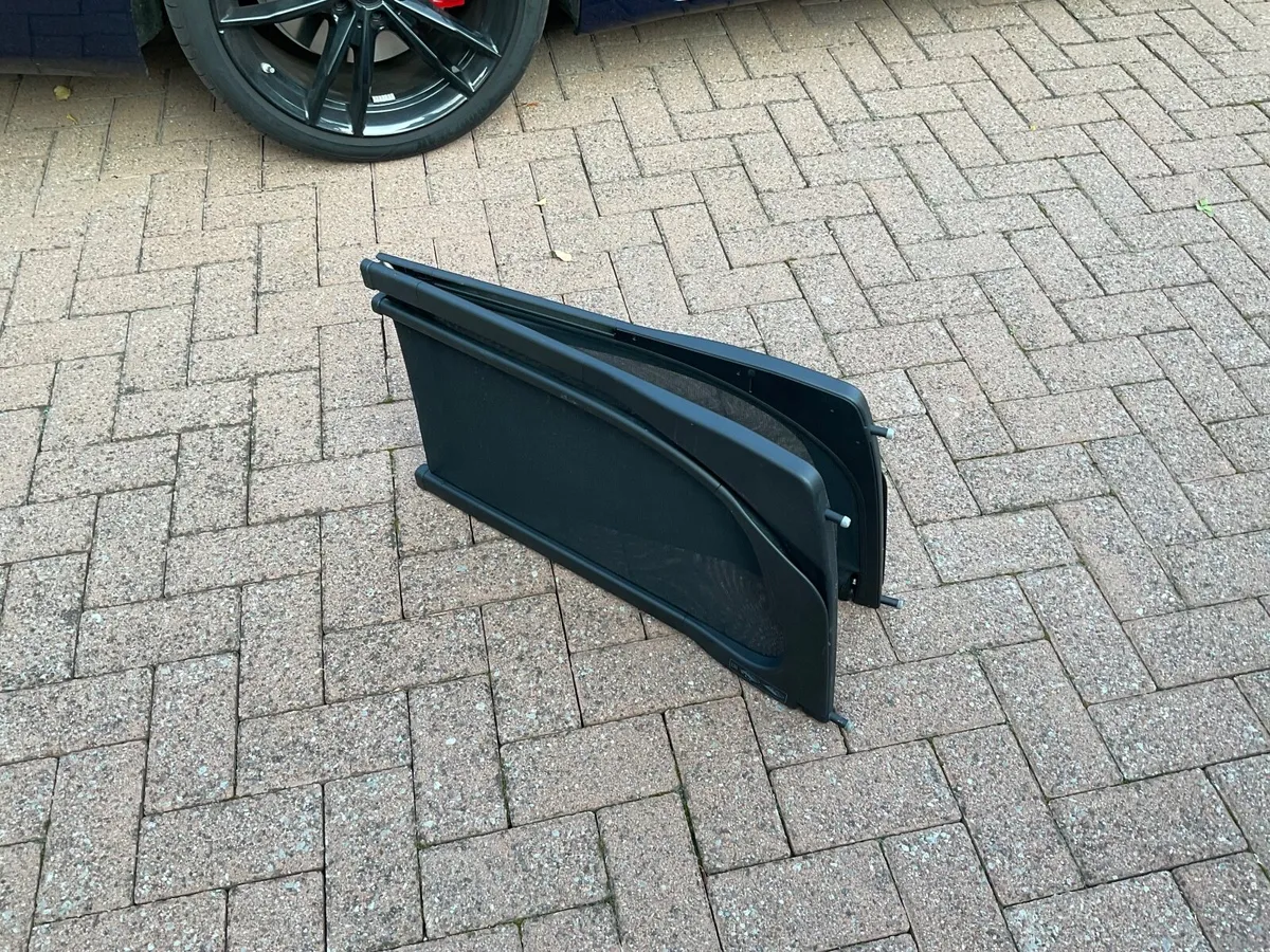 BMW Cabriolet Wind deflector - Image 2