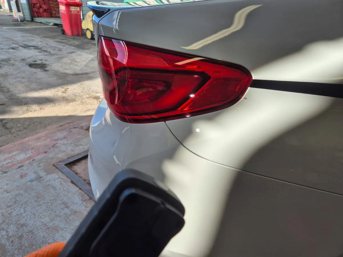 BMW 5-series G30 530e M-Sport iPreformance - Image 4
