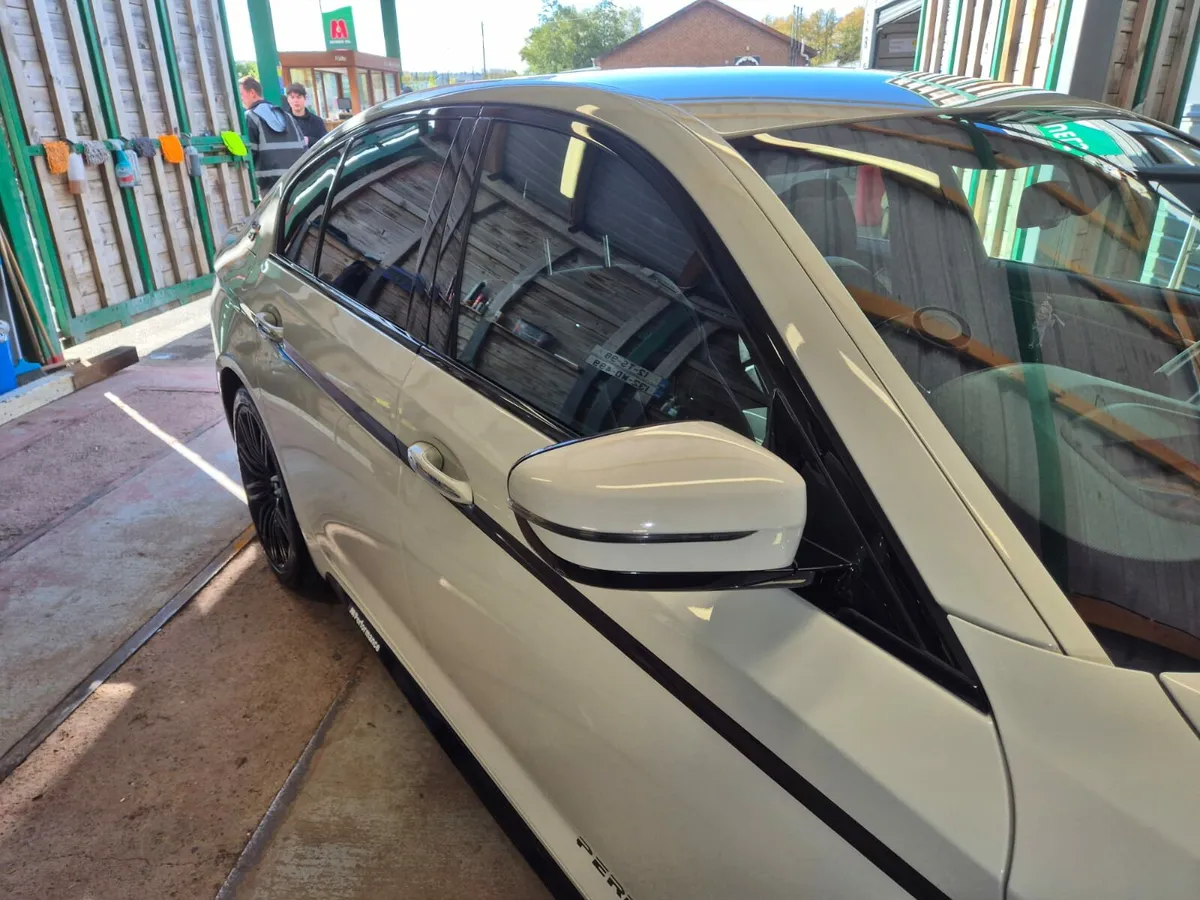 BMW 5-series G30 530e M-Sport iPreformance - Image 3