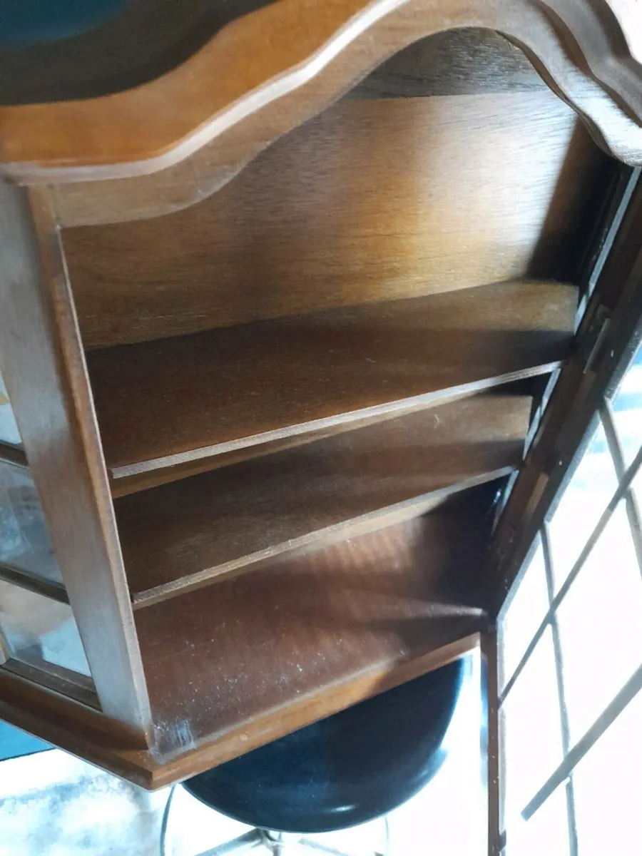 Display cabinet - Image 2