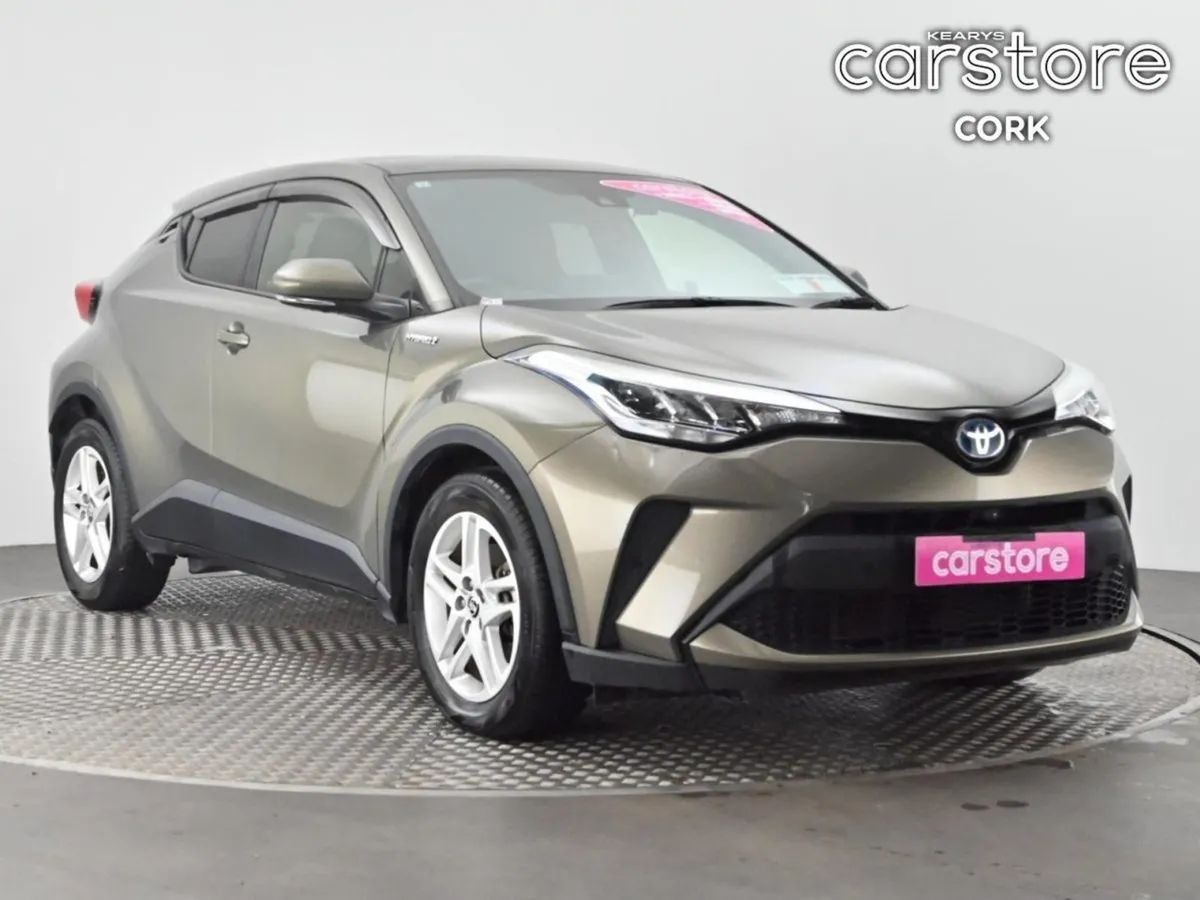 Toyota C-HR 1.8 Hybrid - Image 1