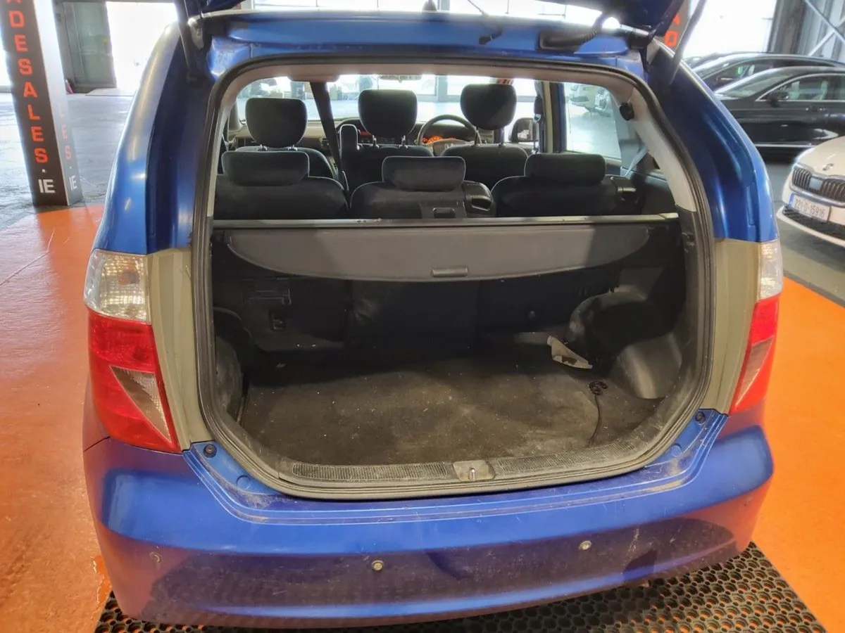 Honda FR-V 1.7i Vtec SE - Image 3