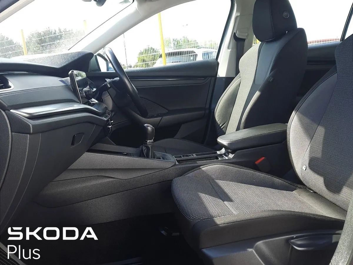 Skoda Octavia Ambition 2.0tdi 115HP - Image 3