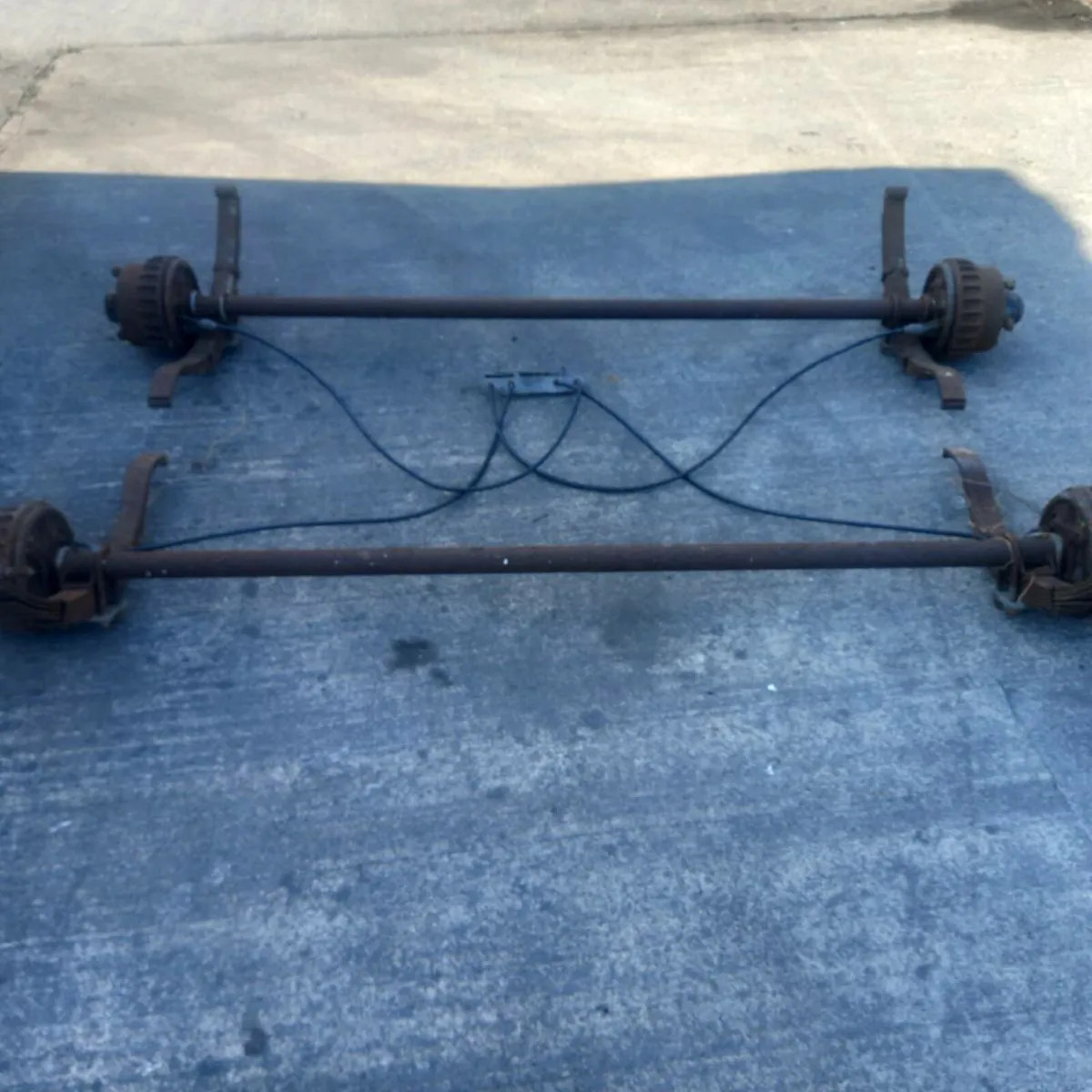 Trailer axels - Image 2