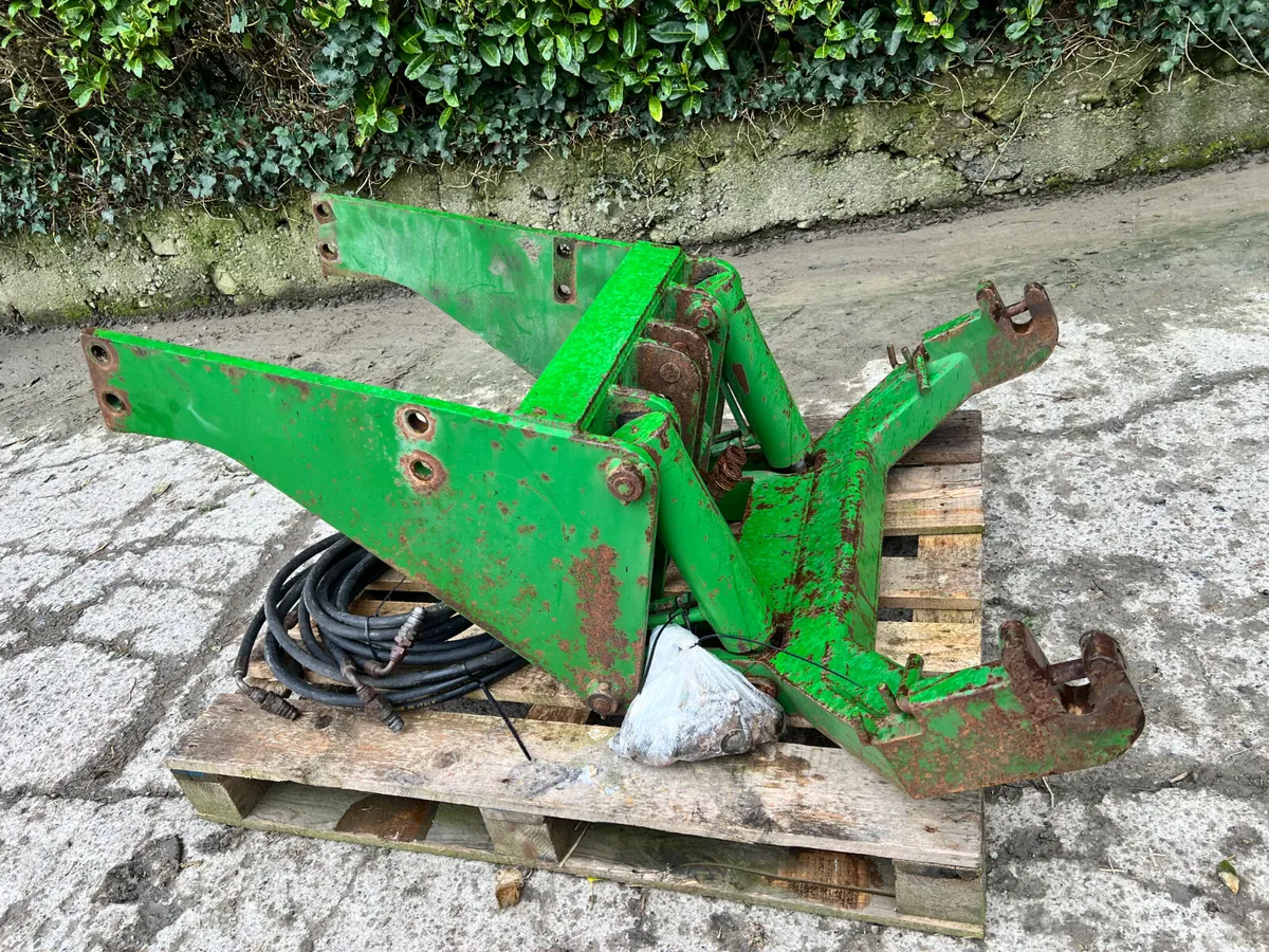 John Deere front linkage - Image 1