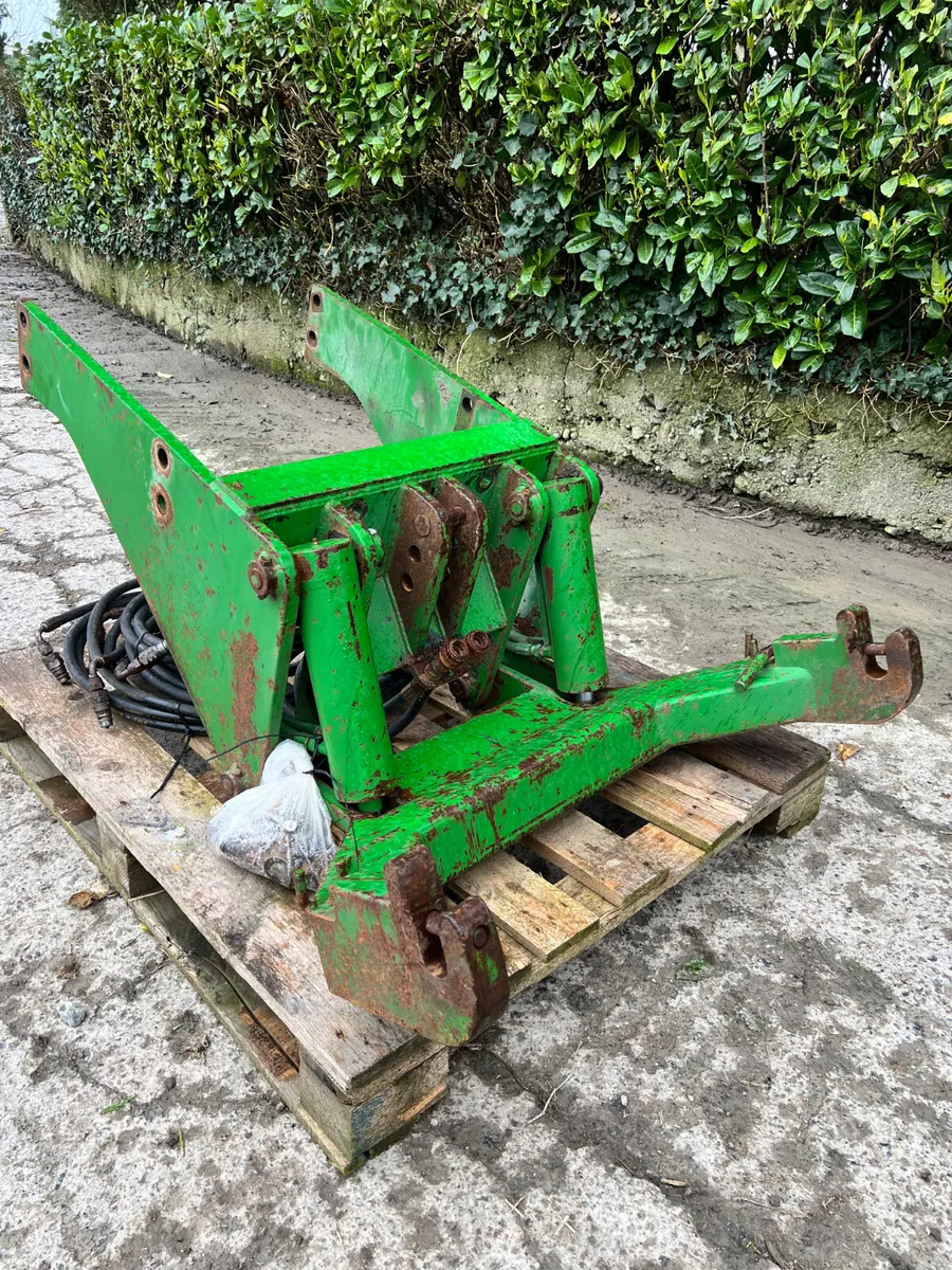John Deere front linkage - Image 3