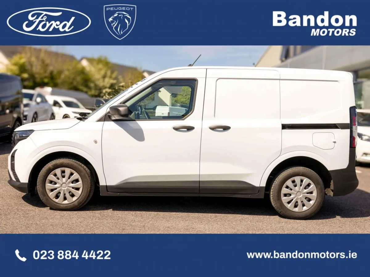 Ford Transit Courier Trend 1.5 L ECO Blue 100BHP - Image 2