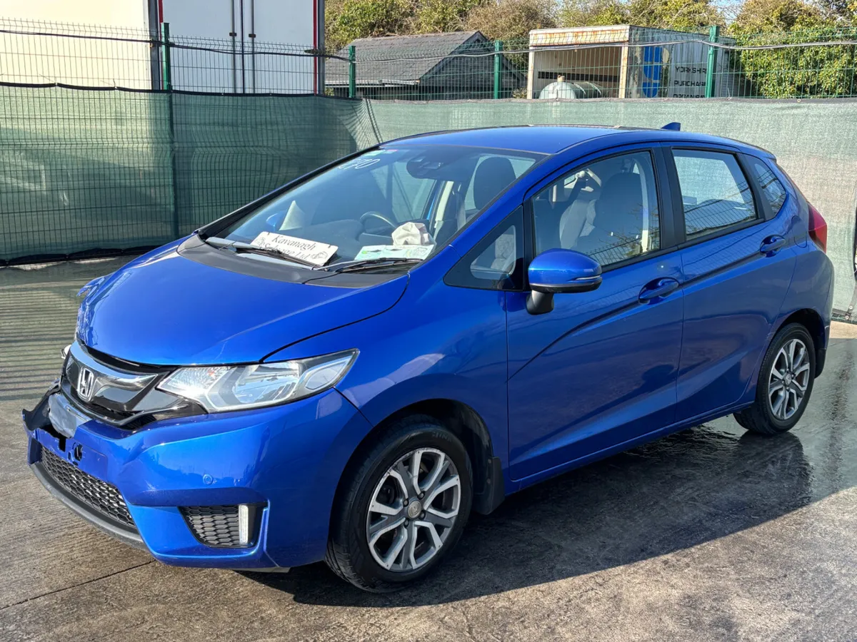 2018 Honda jazz Automatic light damage - Image 2