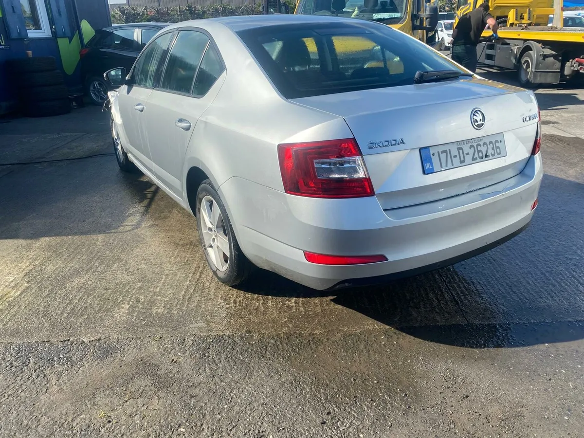 Skoda octavia Automatic Diesel 2017 €3,950 - Image 2