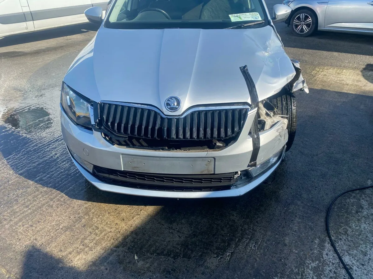 Skoda octavia Automatic Diesel 2017 €3,950 - Image 3