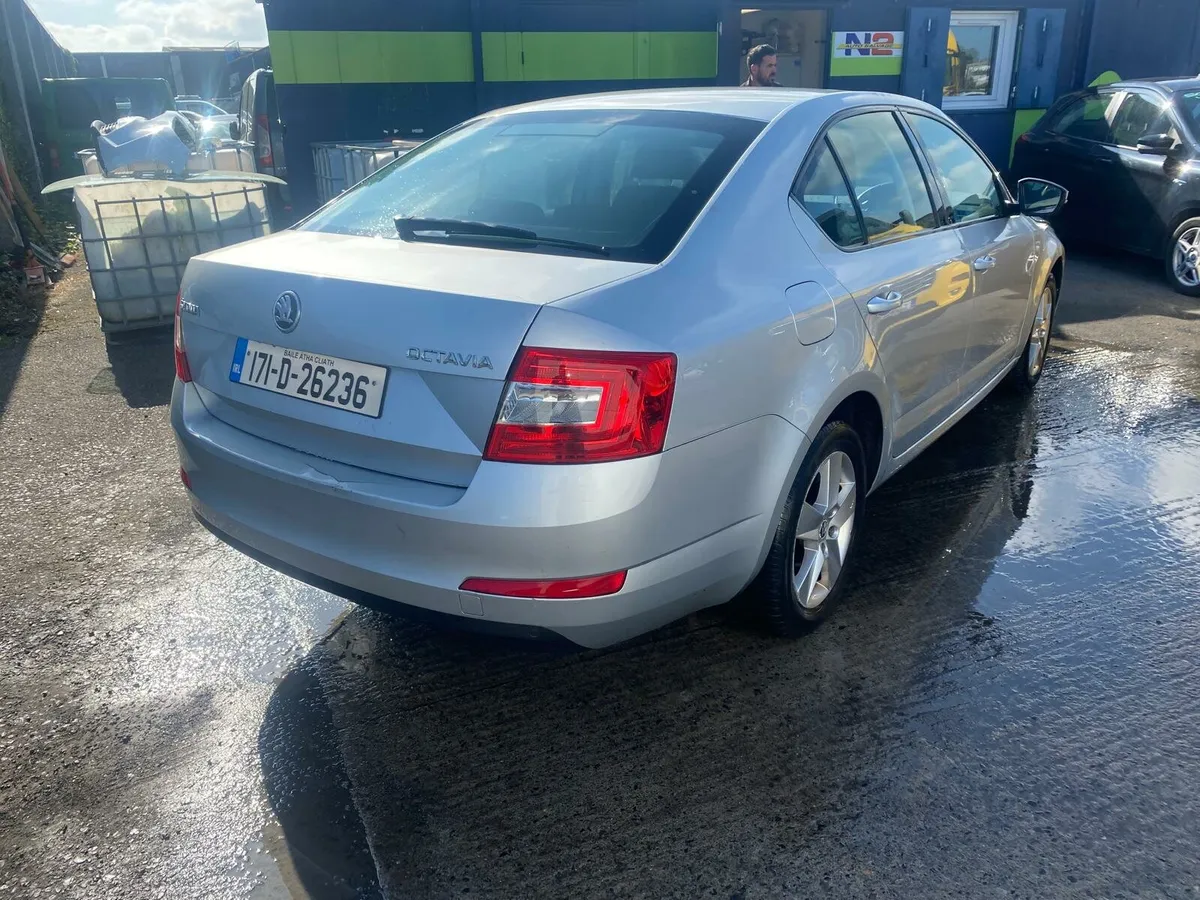 Skoda octavia Automatic Diesel 2017 €3,950 - Image 4
