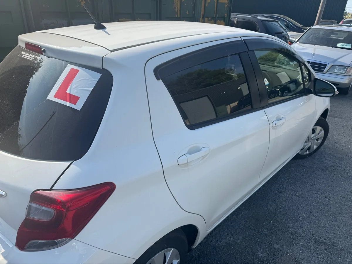 Car - Image 2