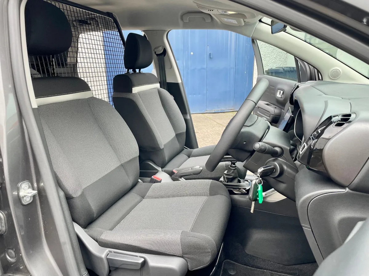 Citroen C3 Aircross 1.5 HDI  Commercial Van,2024 - Image 4