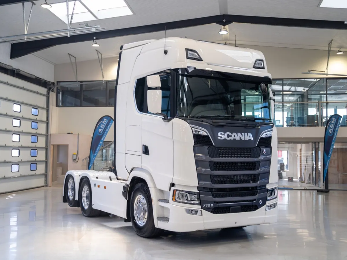 2025 SCANIA 770S V8 HIGHLINE 6X2 TWIN TAG - Image 1