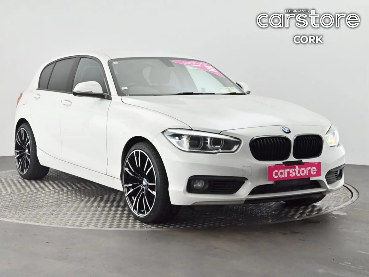 BMW 1 Series 118i 1.5 Auto - Image 1