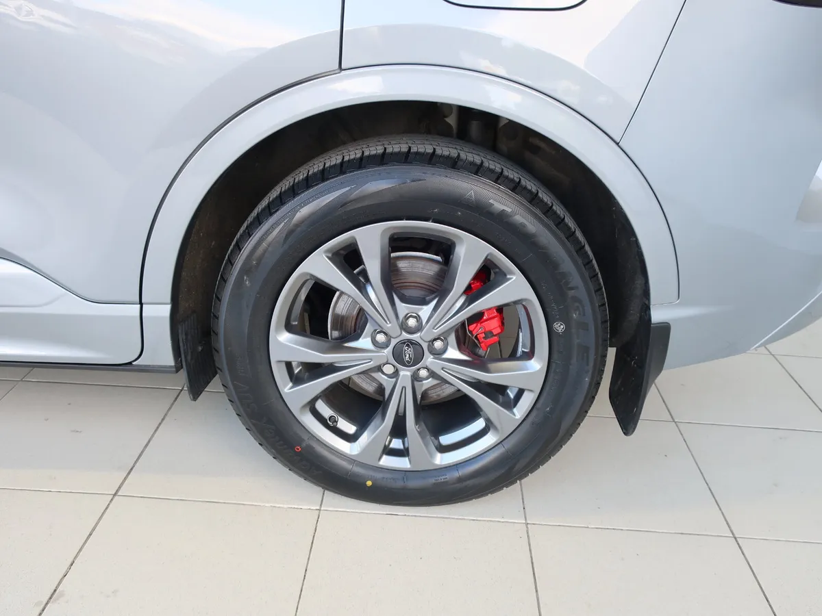 2023 Ford Kuga ST-LINE X 2.5 PHEV 225PS - Image 4
