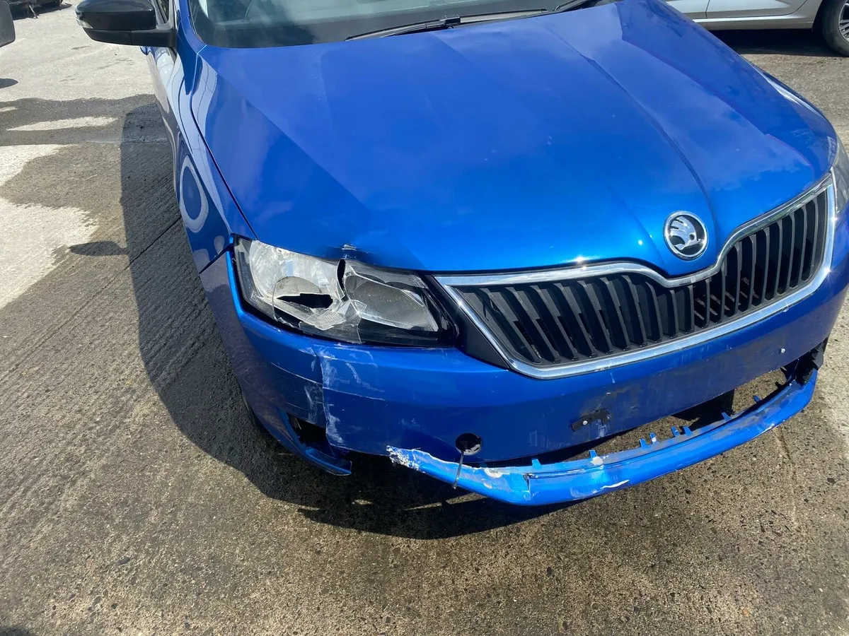 Skoda rapid 2017 very light damage €5,950 - Image 3