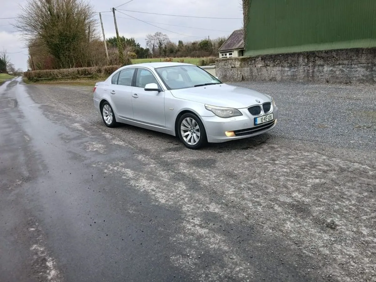 2010 Bmw 520D Engine Needs Attention - Image 3