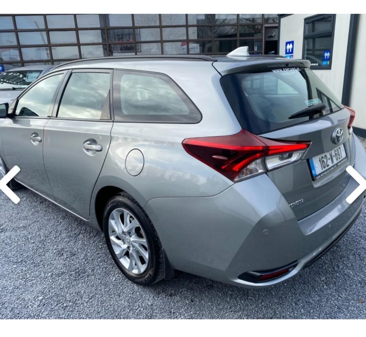 Toyota Auris 1.4D Manual 67,000Miles - Image 2