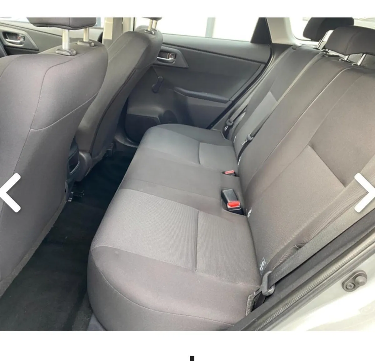 Toyota Auris 1.4D Manual 67,000Miles - Image 4